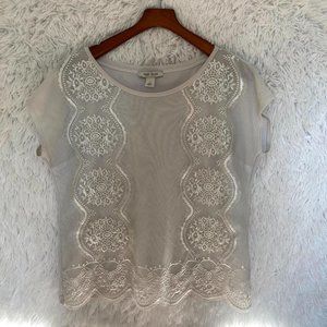 White House Black Market Off-White Lace Shell Md